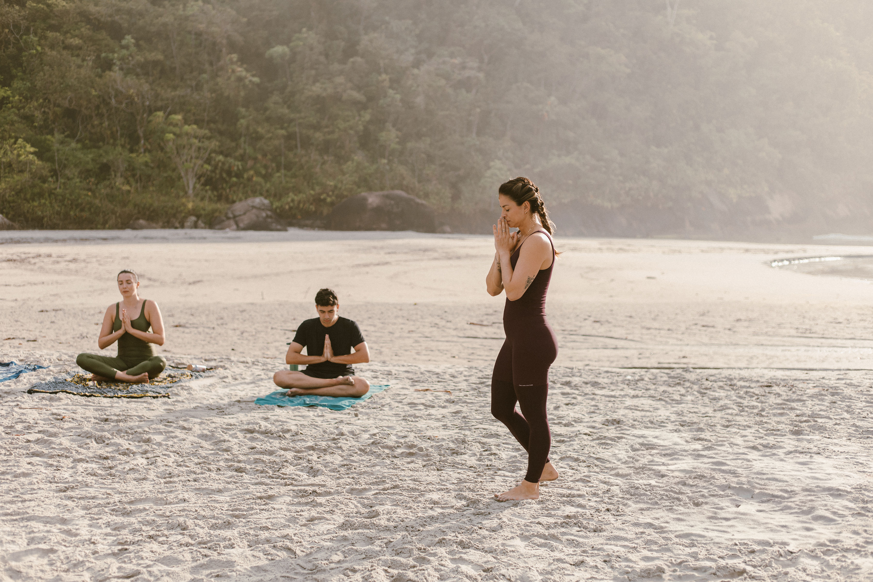Isa Miyashita — professora de Yoga